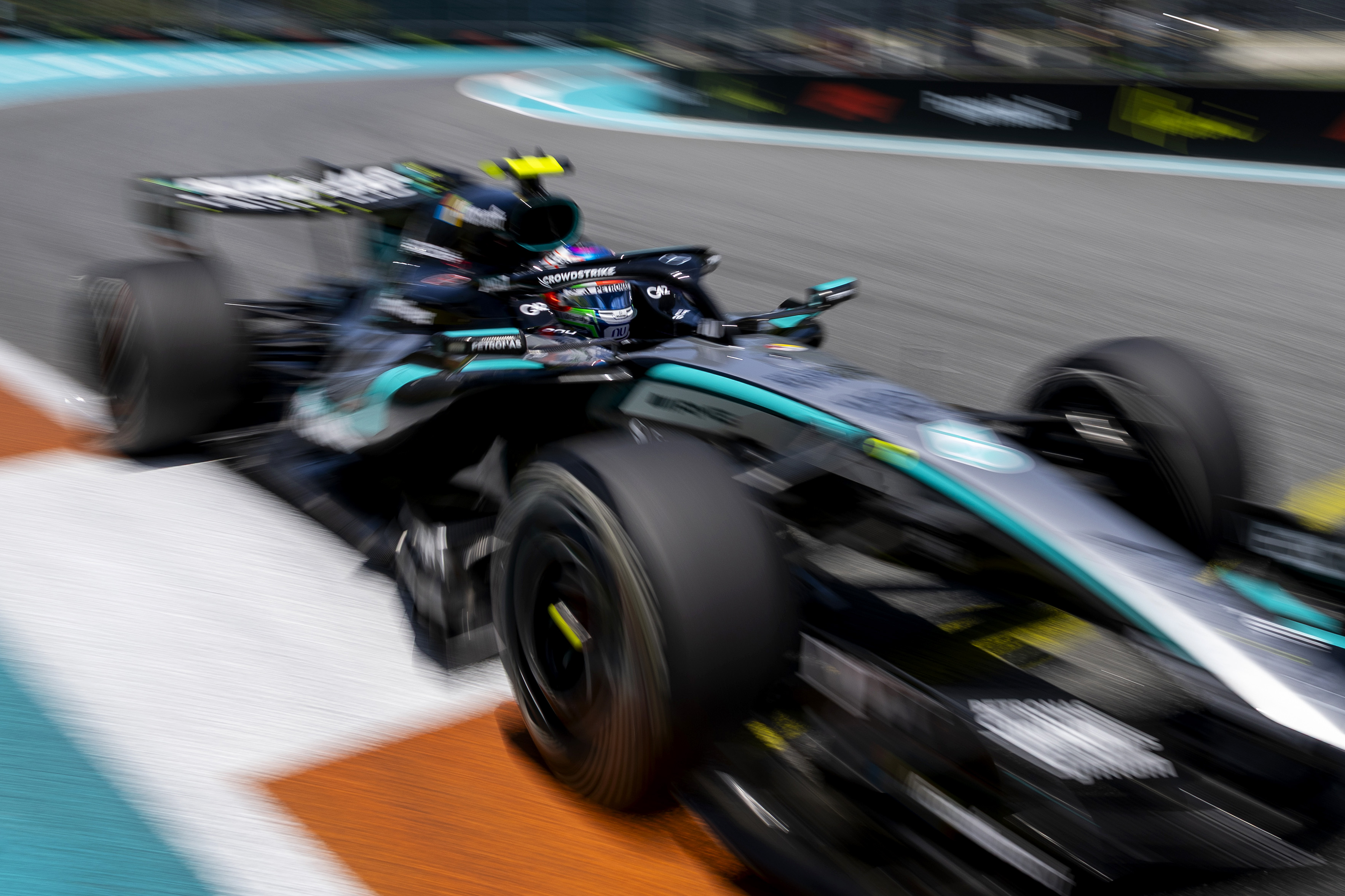 L’arrêt du moteur 50/50 thermique-électrique dès 2027 en F1