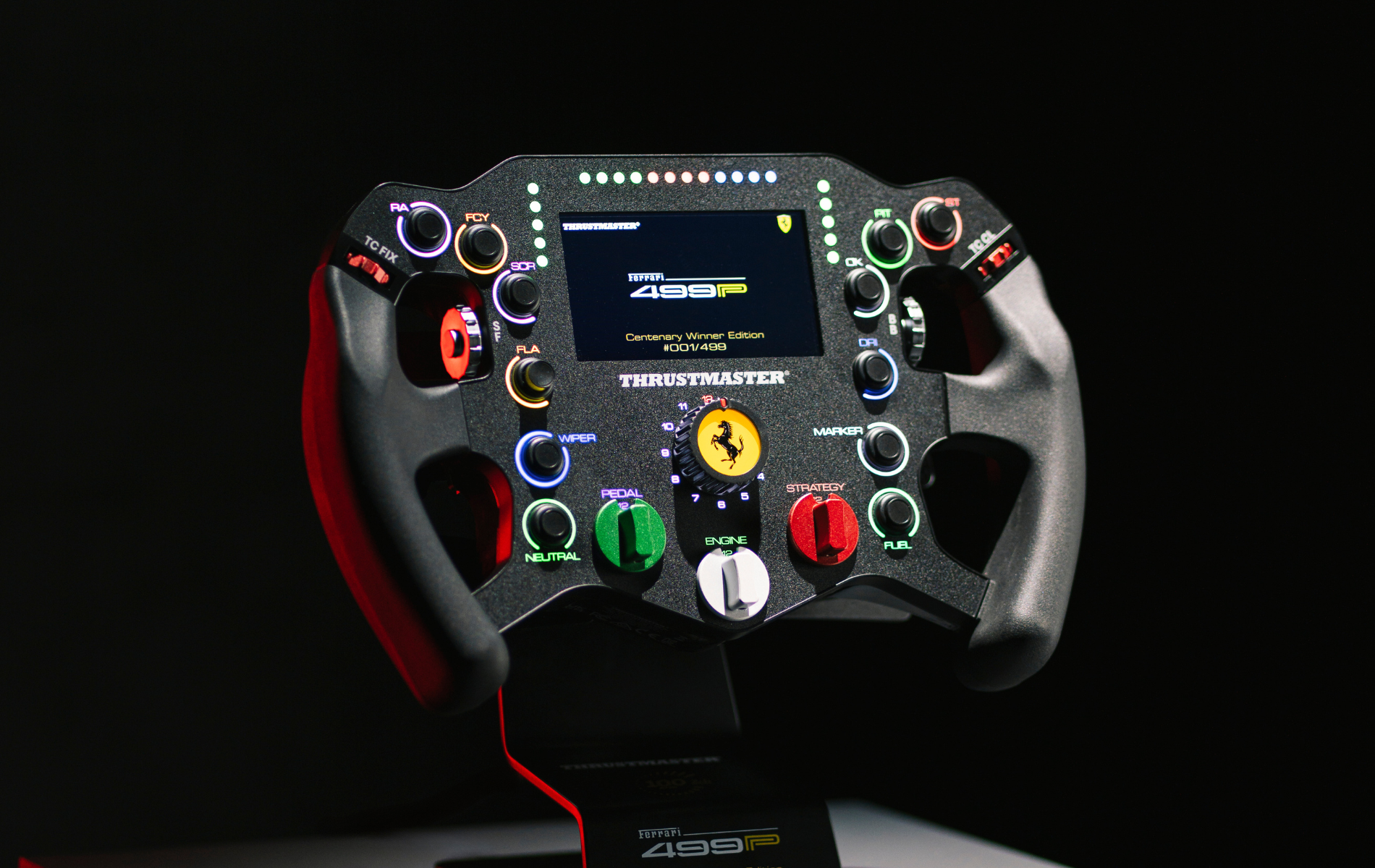 TEST : Thrustmaster dévoile un volant Ferrari X 24h du Mans en édition limitée