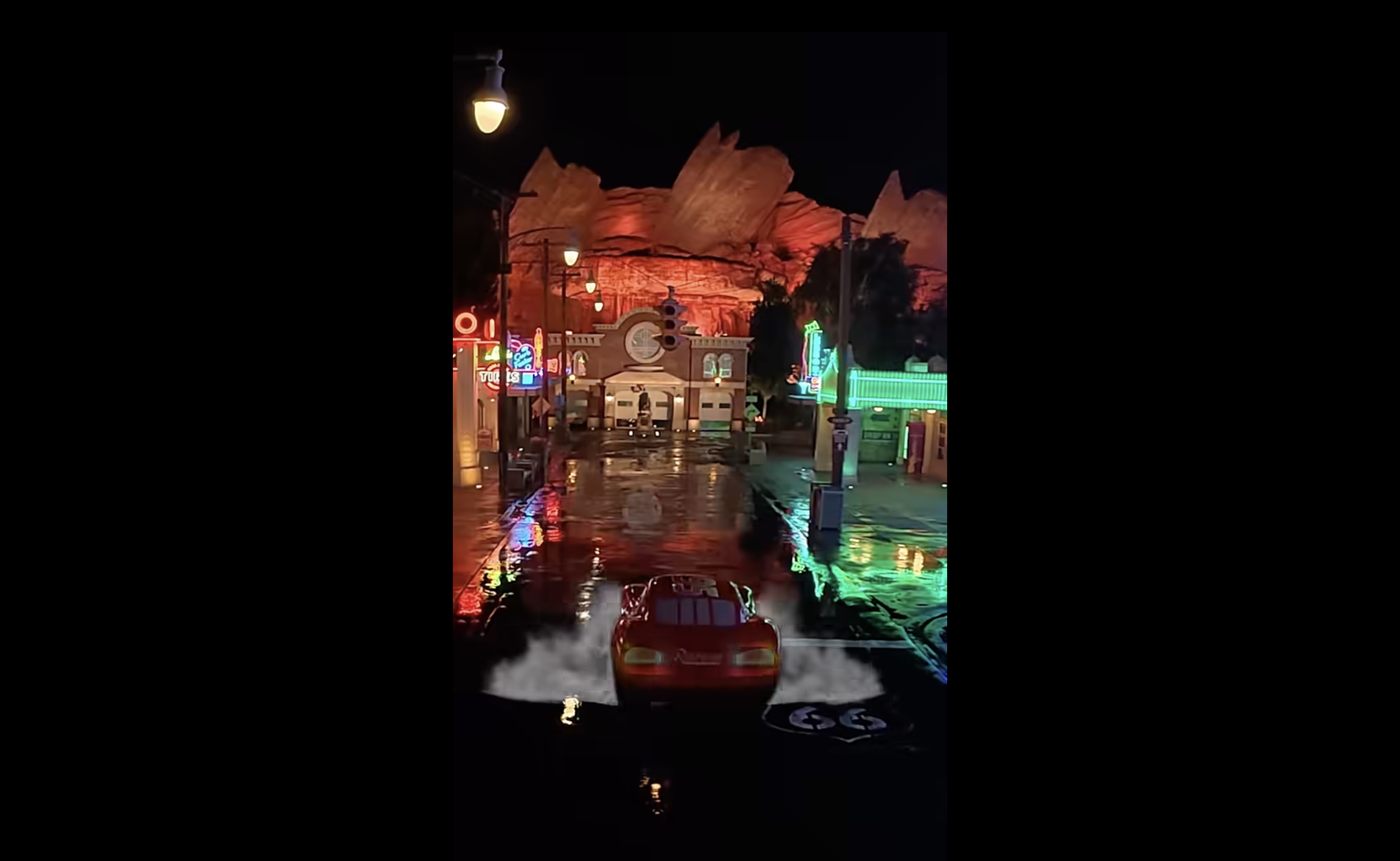 Flash McQueen débarque à Monza pour les 20 ans de Cars